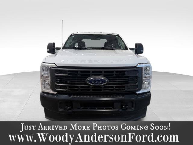 Certified 2023 Ford F350 XL AWD/4WD image 4