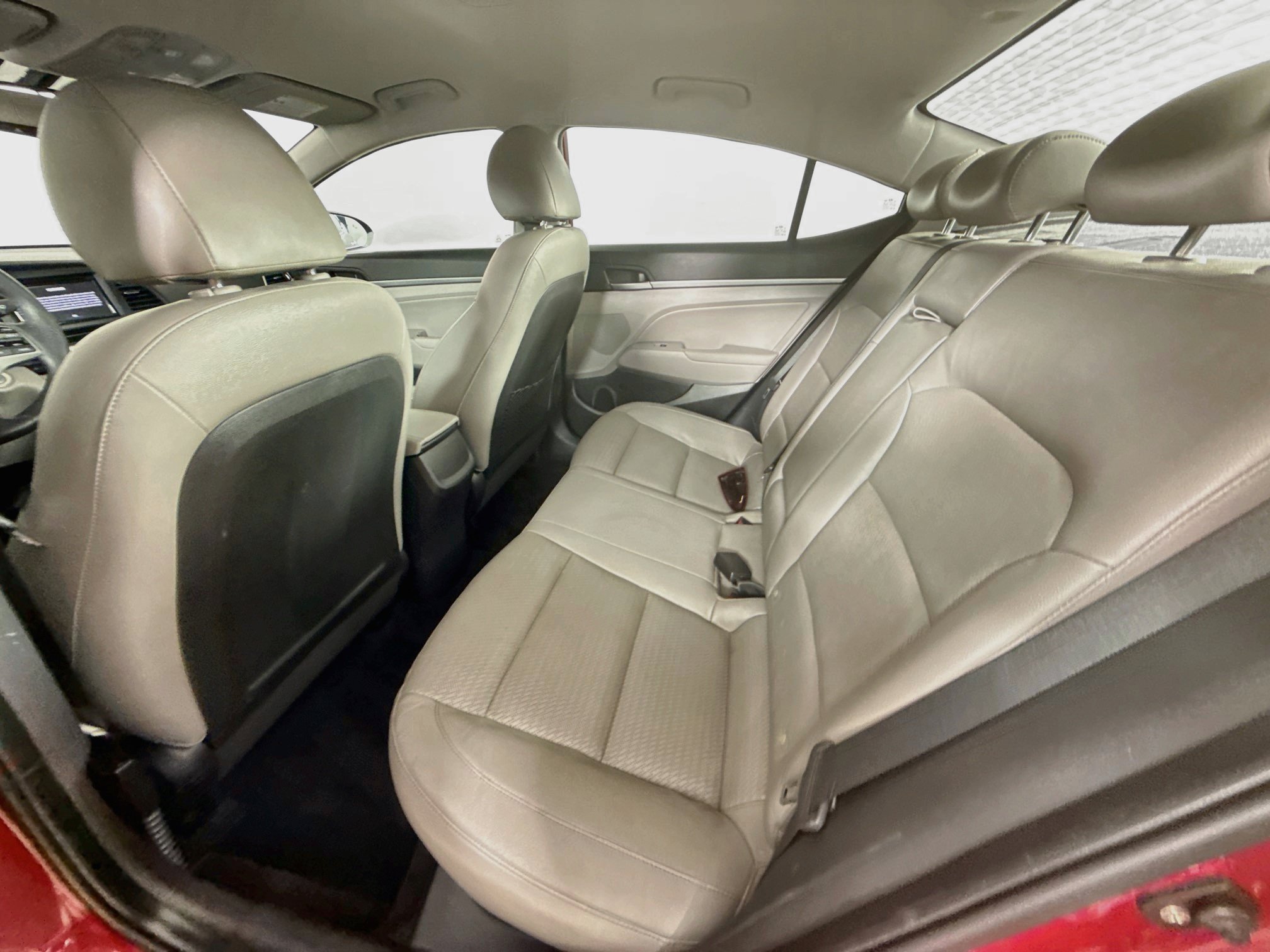 Used 2017 Hyundai Elantra Limited FWD image 28