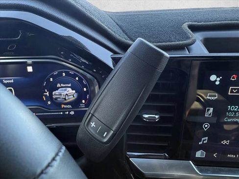 Used 2023 Chevrolet Silverado 1500 LT image 16