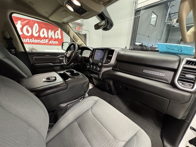 Used 2020 RAM 1500 Big Horn AWD/4WD image 11