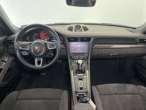 Certified 2019 Porsche 911 Targa 4 GTS AWD/4WD image 22