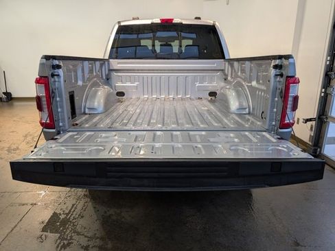 Used 2022 Ford F150 Lariat w/ Max Trailer Tow Package image 5