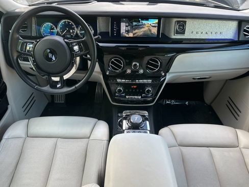 Certified 2018 Rolls-Royce Phantom Extended Wheelbase RWD image 5