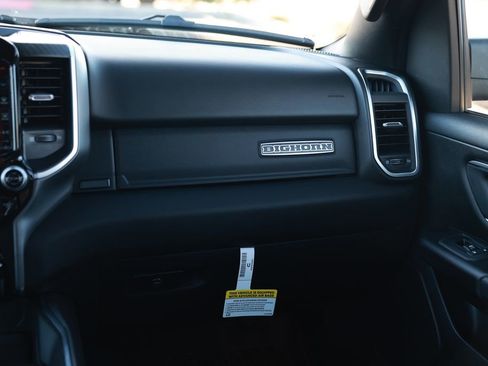 New 2026 RAM 1500 4x4 Crew Cab image 24