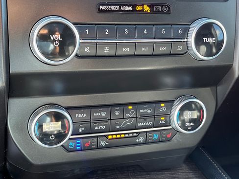 Certified 2021 Ford Expedition Limited AWD/4WD image 14
