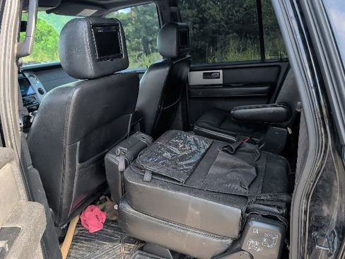 Used 2013 Ford Expedition EL Limited AWD/4WD image 9