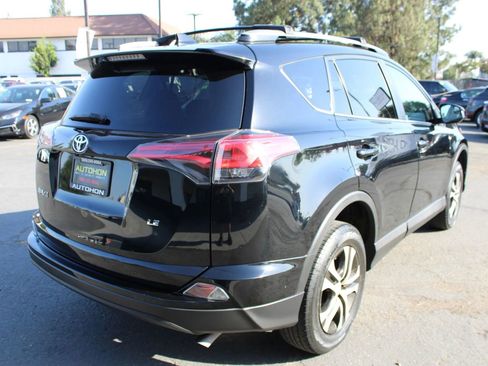 Used 2018 Toyota RAV4 LE w/ All Weather Liner Package FWD image 35