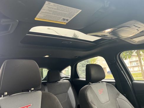 Used 2016 Ford Focus ST image 20