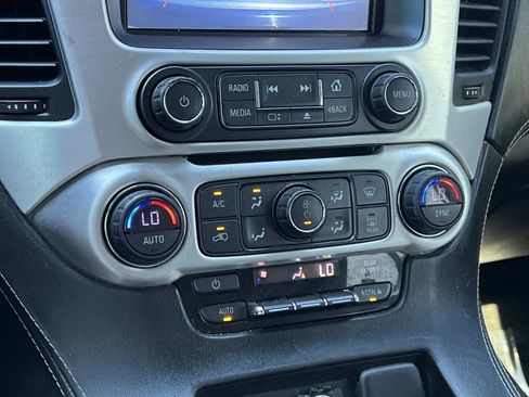 Used 2016 GMC Yukon SLE w/ Convenience Package AWD/4WD image 21