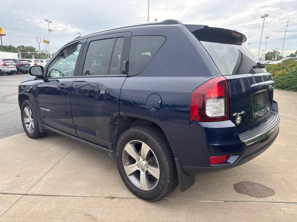 Used 2016 Jeep Compass High Altitude AWD/4WD image 7