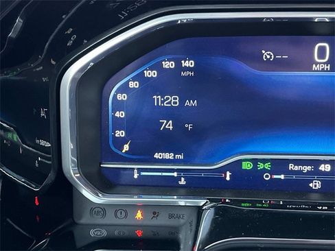 Used 2023 Chevrolet Silverado 1500 High Country image 38