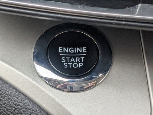 Used 2023 Ford Explorer XLT w/ Equipment Group 202A image 32