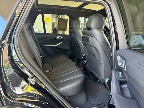 Used 2020 BMW X5 sDrive40i w/ M Sport Package RWD image 28