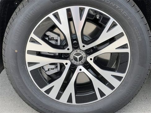 Certified 2025 Mercedes-Benz GLA 250 4MATIC image 6