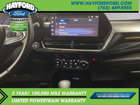Used 2024 Chevrolet Trax ACTIV w/ Sunroof Package FWD image 19