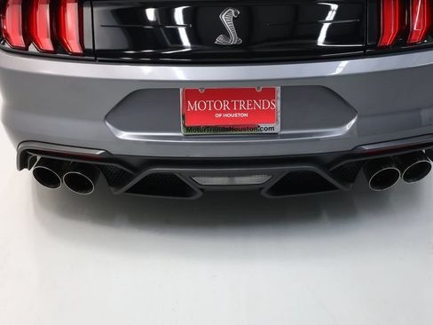Used 2022 Ford Mustang Shelby GT500 w/ Carbon Fiber Track Pack RWD image 77