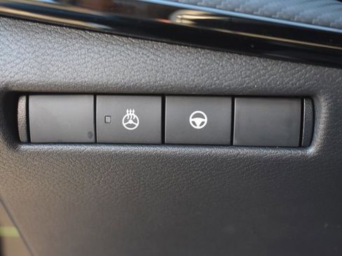 New 2026 Nissan Kicks SR w/ SR Premium Package image 28