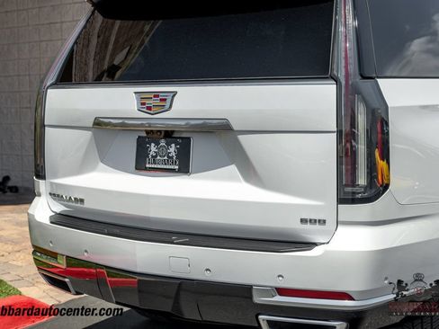 Used 2025 Cadillac Escalade Premium Luxury w/ Touring Package AWD/4WD image 37