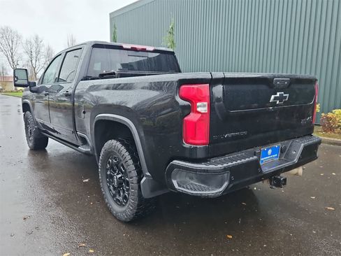 Used 2024 Chevrolet Silverado 2500 High Country w/ High Country Premium Package image 4