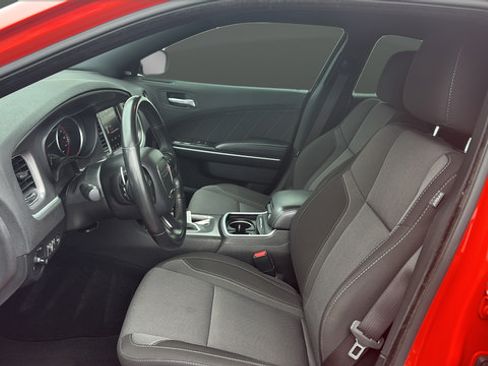 Certified 2022 Dodge Charger SXT w/ Cold Weather Package AWD/4WD image 9
