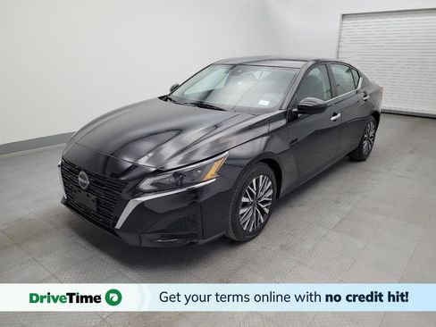 Used 2023 Nissan Altima 2.5 SV image 1
