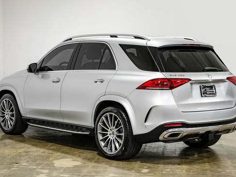 Used 2021 Mercedes-Benz GLE 450 4MATIC w/ AMG Line Exterior image 10