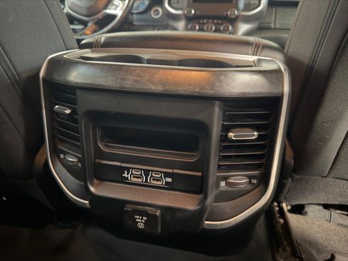 Used 2020 RAM 1500 Big Horn AWD/4WD image 15