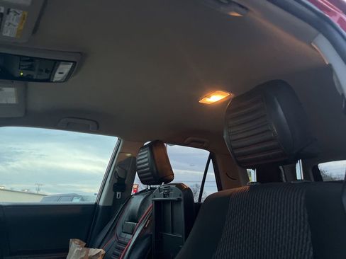 Used 2022 Toyota 4Runner TRD Off-Road image 5