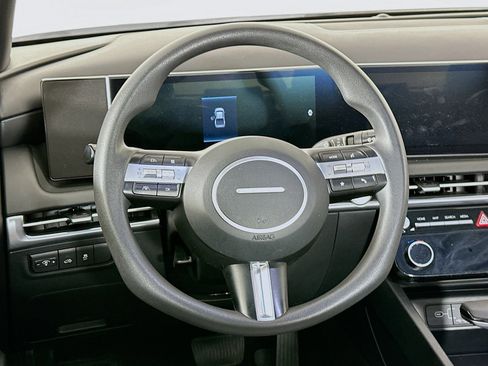 Used 2025 Hyundai Santa Cruz SEL AWD/4WD image 18