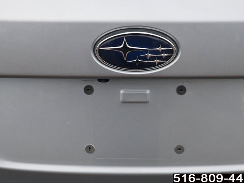 Used 2023 Subaru Outback Premium image 32