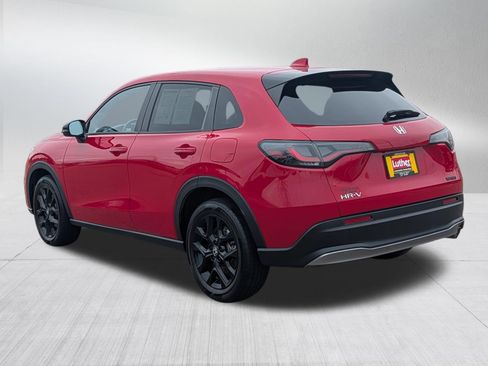 Used 2023 Honda HR-V Sport image 5