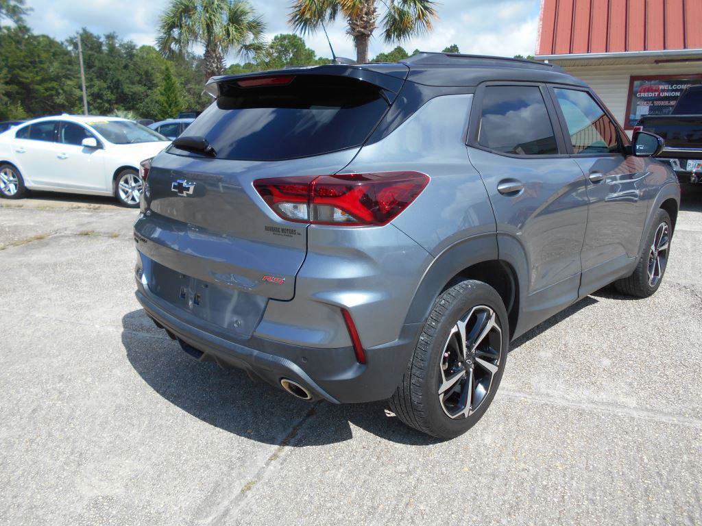 Used 2021 Chevrolet TrailBlazer RS w/ Sun and Liftgate Package AWD/4WD image 5