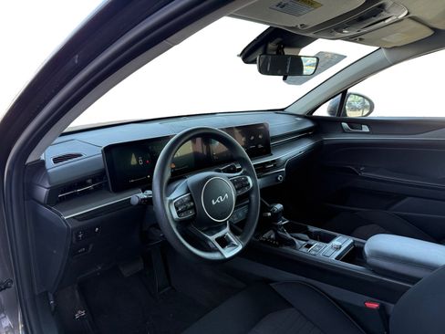 Used 2025 Kia K5 LXS FWD image 9