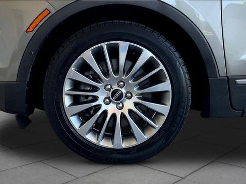Used 2016 Lincoln MKC Reserve image 11