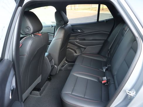 New 2026 Chevrolet Trax RS image 18