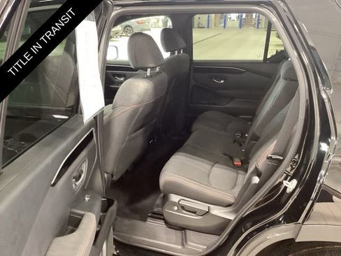 Used 2023 Honda Pilot Sport image 12