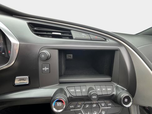 Used 2016 Chevrolet Corvette Stingray Convertible image 17