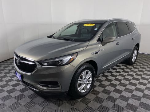Used 2019 Buick Enclave Essence AWD/4WD image 9