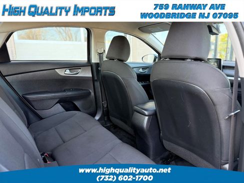 Used 2021 Kia Forte LXS image 38