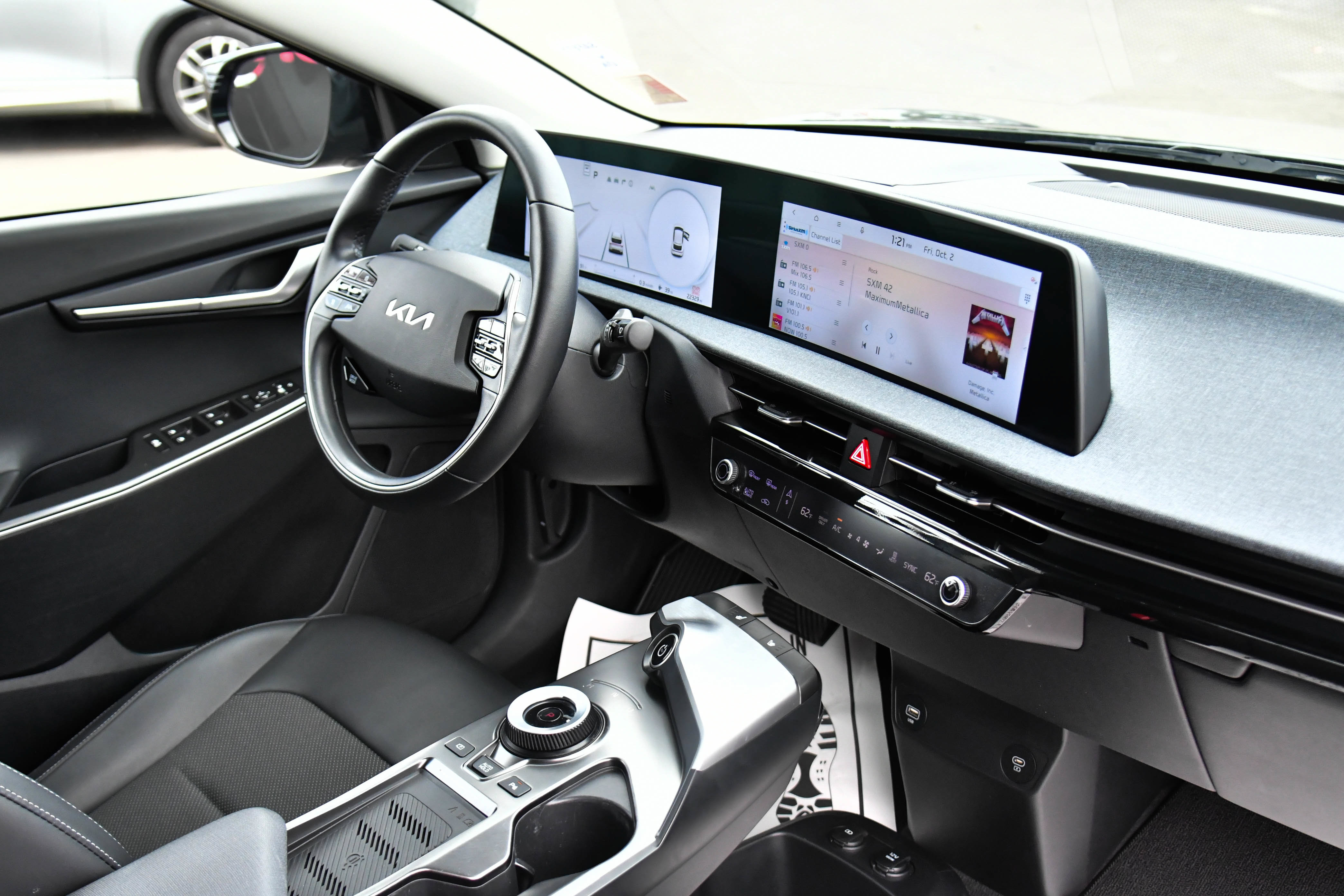 Used 2024 Kia EV6 Light RWD image 47