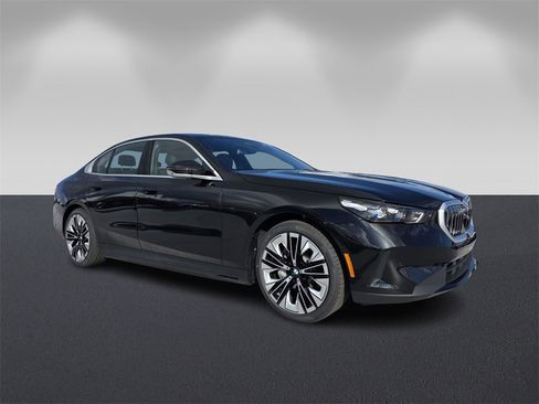 New 2026 BMW i5 eDrive40 image 1