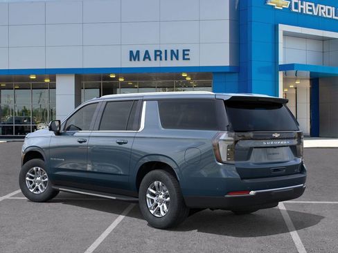New 2026 Chevrolet Suburban LT w/ Comfort Package AWD/4WD image 3