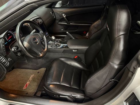 Used 2008 Chevrolet Corvette Z06 w/ Preferred Equipment Group image 10