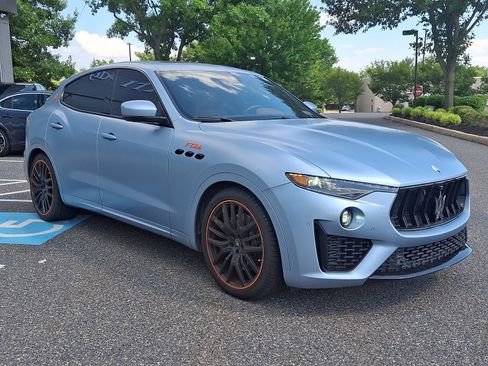 Used 2023 Maserati Levante S GranSport AWD/4WD image 3