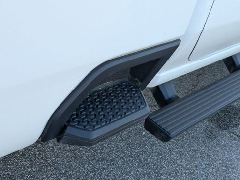 Used 2024 Chevrolet Silverado 3500 W/T image 29