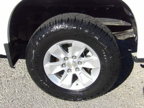 Used 2021 Chevrolet Silverado 1500 W/T w/ WT Value Package AWD/4WD image 42