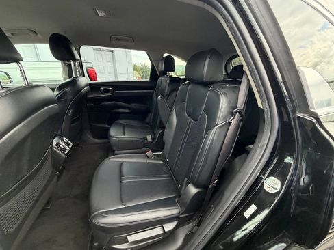 Used 2023 Kia Sorento EX AWD/4WD image 10