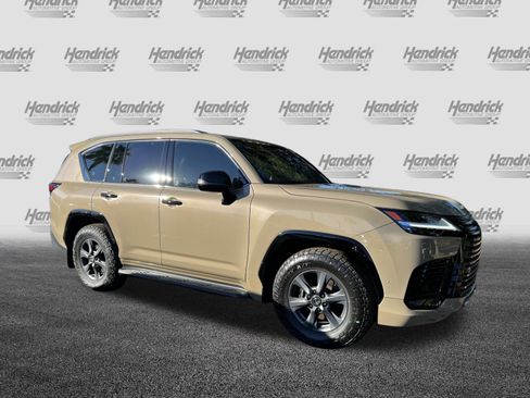 Used 2025 Lexus LX 700h Overtrail image 10