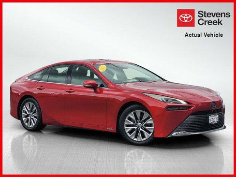 Certified 2022 Toyota Mirai XLE image 1