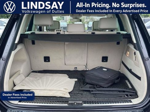 Used 2016 Volkswagen Touareg Sport AWD/4WD image 15